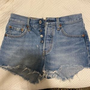Light blue Jean shorts Levi’s